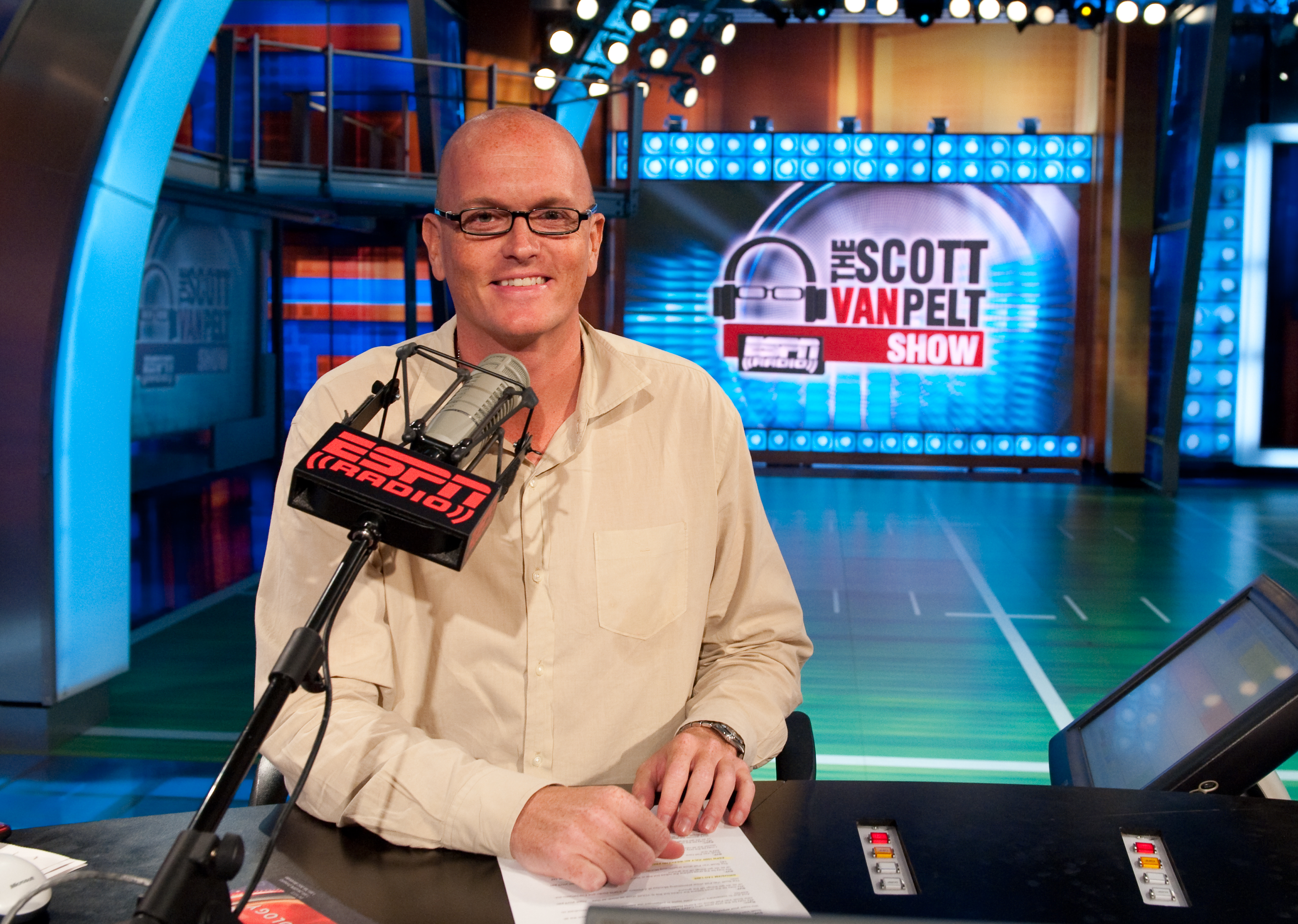 2009 - Scott Van Pelt